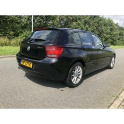 BMW 1-Serie 2.0 116D 5DR 2013 Zwart
