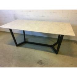 Nieuwe eettafel 2x1 glas gratis thuisbezorgd