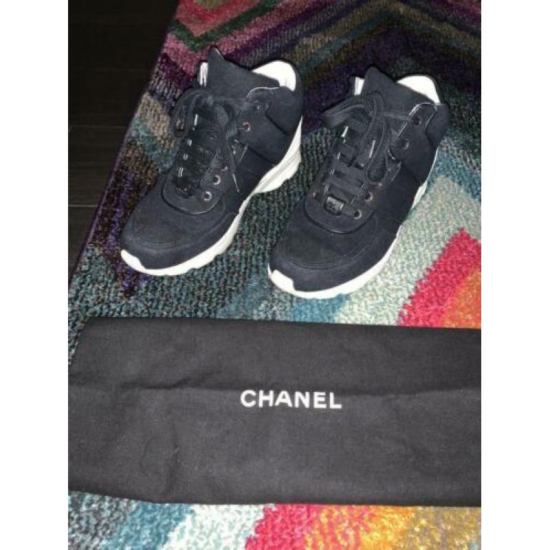 Chanel sneakers 38