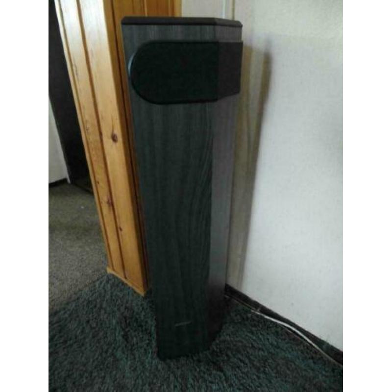 Bose 501 v-serie direct-reflecting speakers