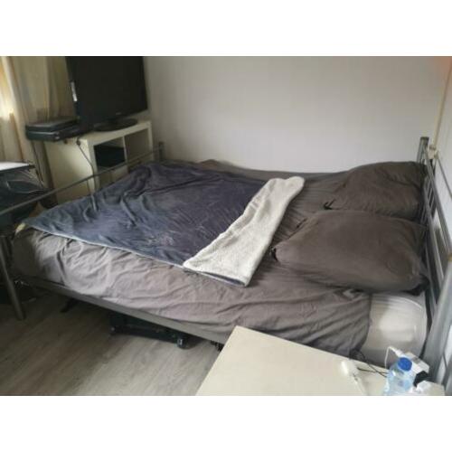 Bed 160 breed