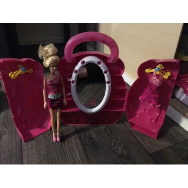 Barbie Kledingkast