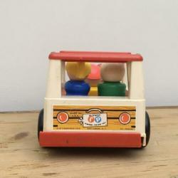 Vintage Fisher Price bus met the little people