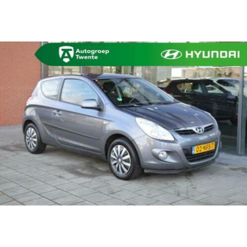 Hyundai i20 1.4i Dynamic AIRCO / NAVI /