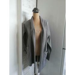 Esprit lang grijs vest, nieuw. Maat M/38/40.