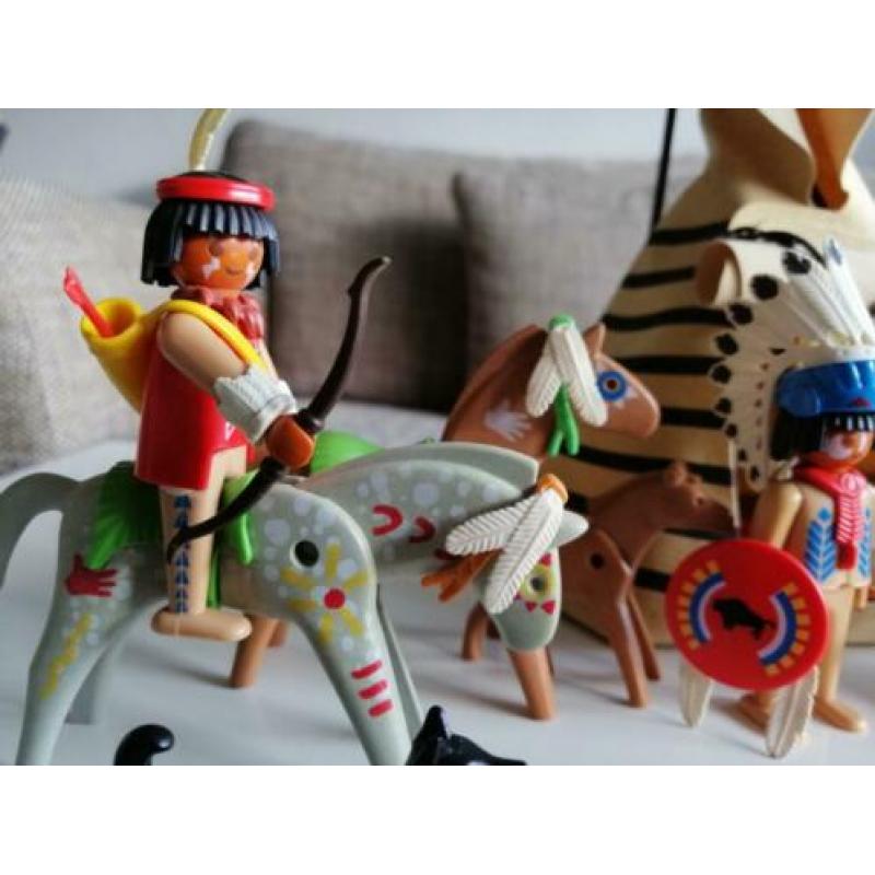 Indianen Playmobil: 3733 Indian Camp, kamp met wigwam