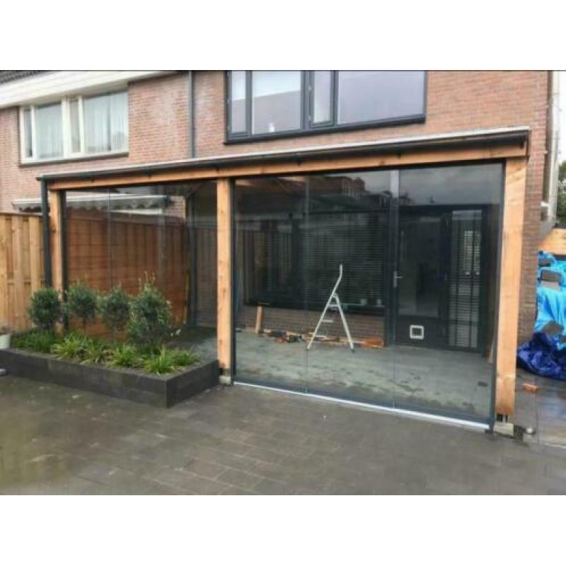 Glazen schuifwanden op maat gemaakt