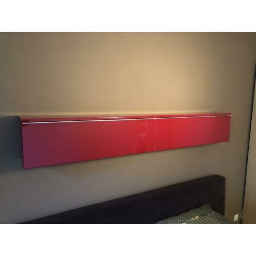 IKEA Besta Burs wandkast hoogglans rood