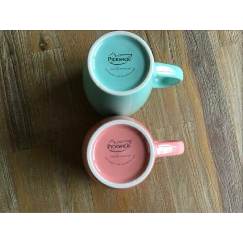 2 Pickwick theemokken, 400 ml, nieuw in roze en groen