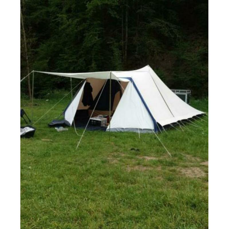 Te koop aangeboden 6 persoons de Wit stormtent