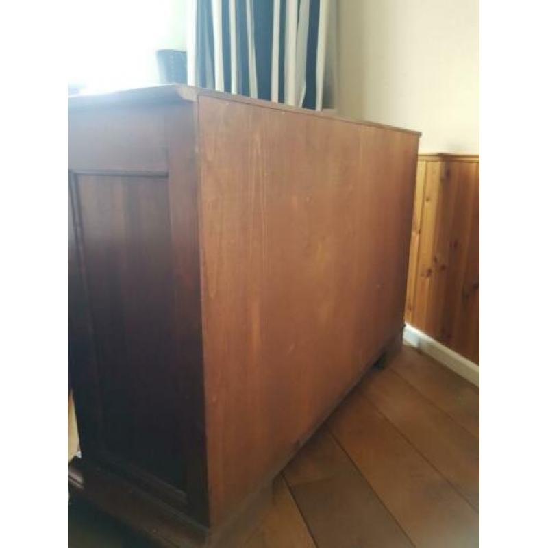 Dressoir T.e.a.b. eventueel incl bed en nachtkastje