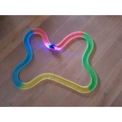 Kids fun Glow in de dark Racebaan!