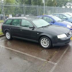 Audi A6 2.4 Avant 121KW AUT 2002 Zwart