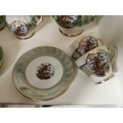 Mocca servies porselein Versailles molen groen parelmoer