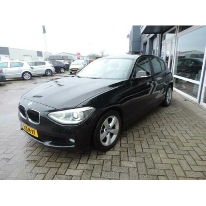 BMW 1 Serie 116d EDE Executive 50 procent deal 6475,- ACTIE