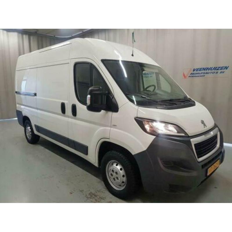 Peugeot Boxer 2.2HDI 130PK L2/H2 Airco 3-Zits 2500KG Trekgew