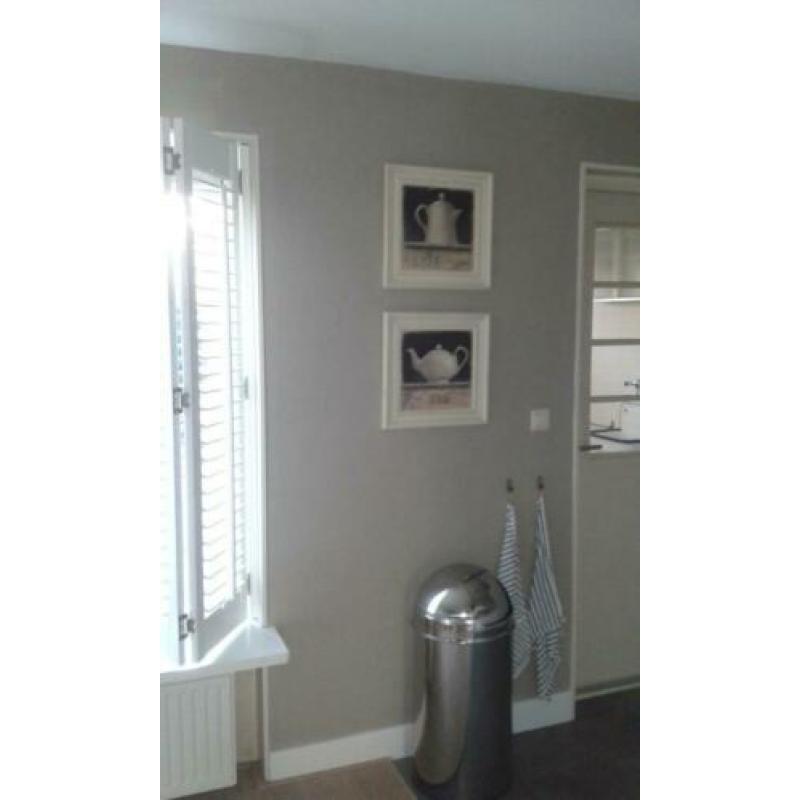 2 lijsten met print / schilderij