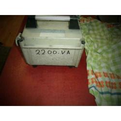 Te koop: Netscheidingstrafo 2200 VA