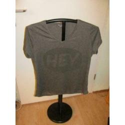 Kaki kleur shirt van de Hema met korte mouwen maat XL...