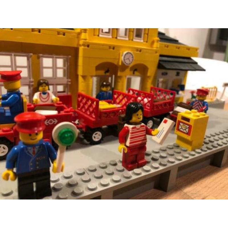Lego 9V Trein 4554 - Metro Station (100% compleet)