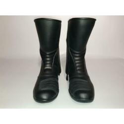 NIEUWE Booster Reivo mt 42 van € 109,95 voor € 79,95