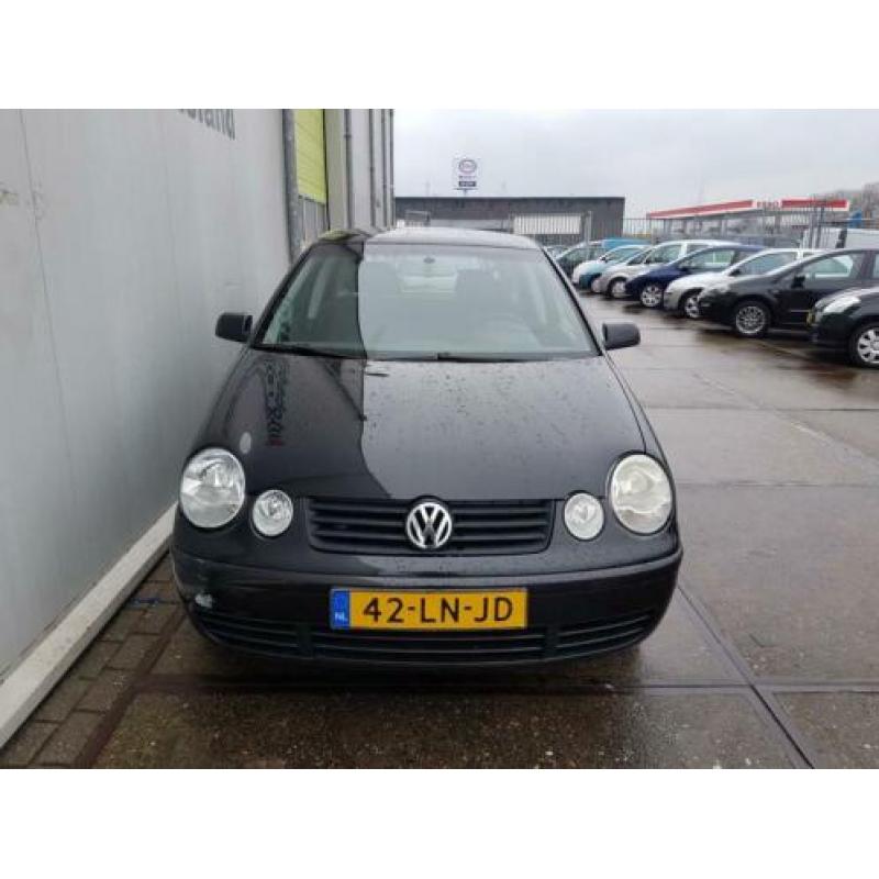 Volkswagen Polo 1.4-16V Highline NIEUWE APK