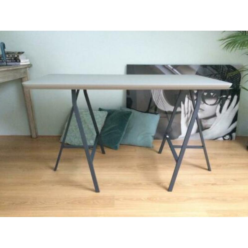 Bureau bureaublad Amliden 120x60 + 2x Lerberg schraag
