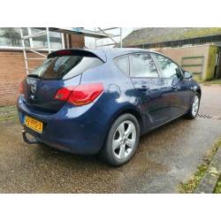 Opel Astra 1.4 Turbo Edition