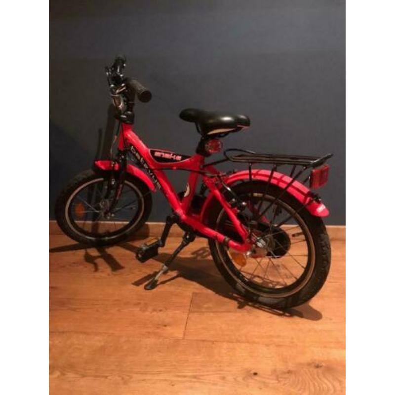 Rode Batavus kinderfiets 16 inch