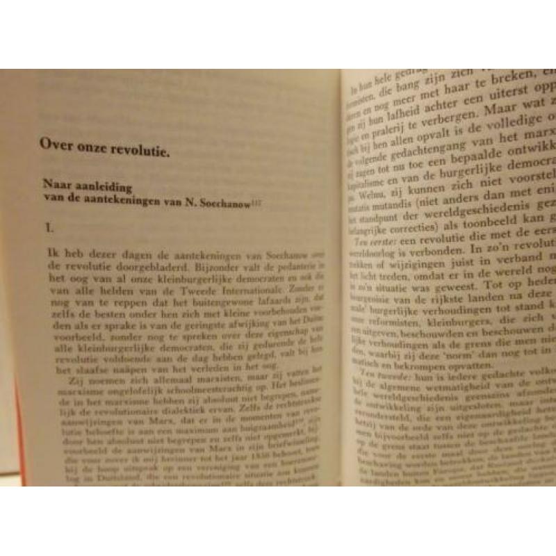 Lenin - Verzamelbundel. Over het utopische en het wetenschap