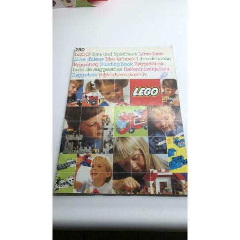 Lego bouw en speelboek. Nr 250