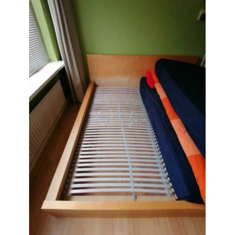 Malm bedframe 2 persoons 180x200