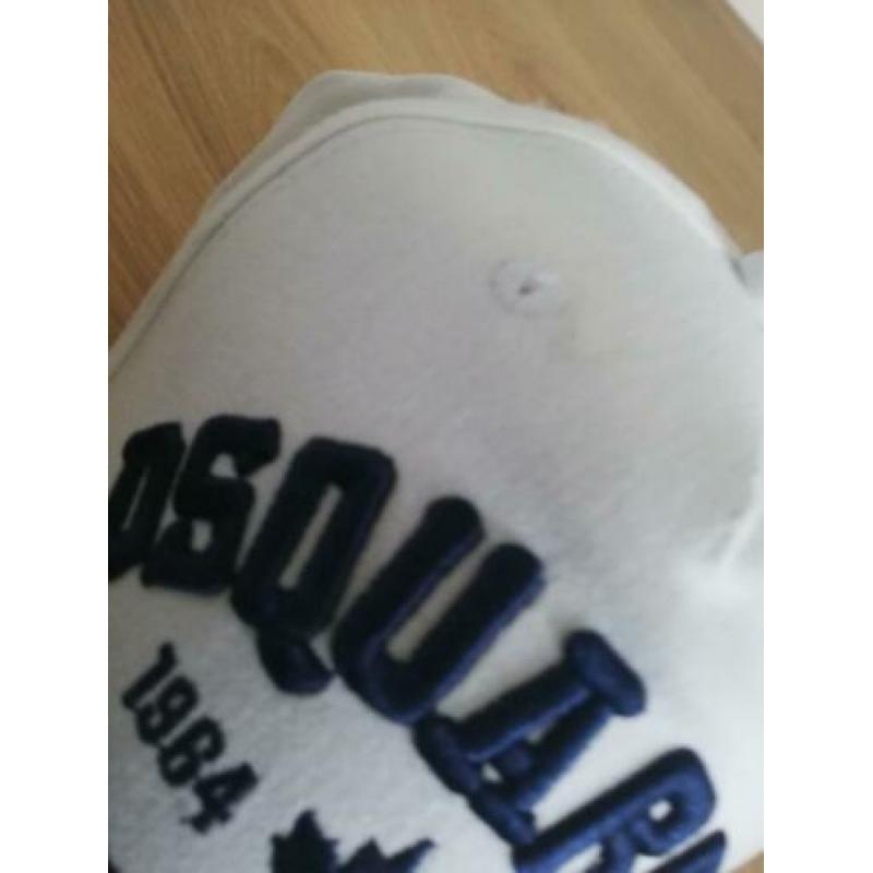 dsq dsquared pet wit