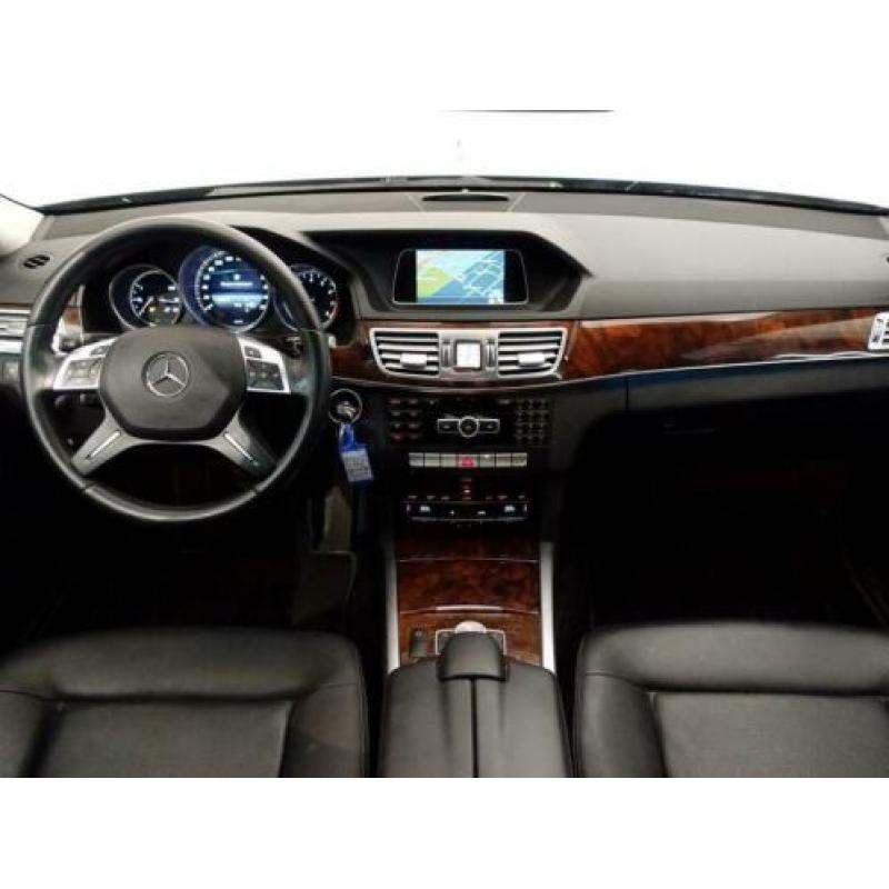 Mercedes-Benz E-Klasse Estate 250 ELEGANCE AUT- 7 Persoons,