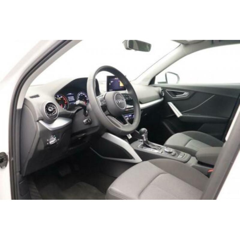 Audi Q2 30 TFSI 115PK Sport S-Tronic MMI navi, LED verlichti