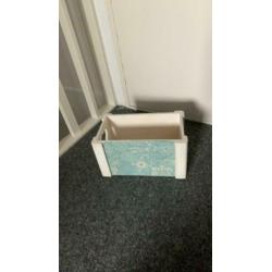 Tijdschriftenbox en een valling kistje