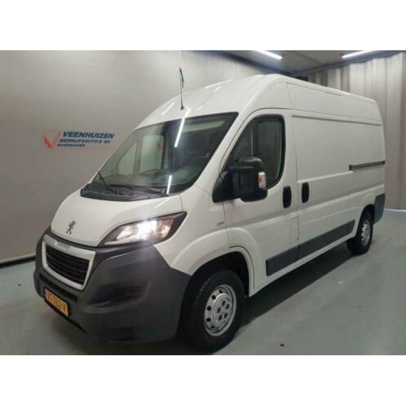Peugeot Boxer 2.2HDI 130PK L2/H2 Airco 3-Zits 2500KG Trekgew