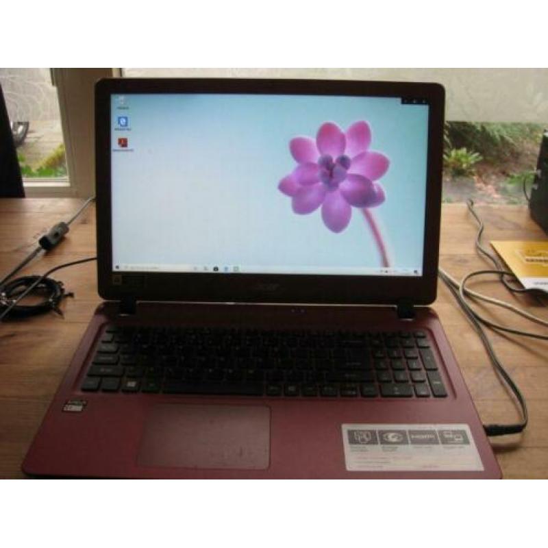 Acer Aspire rood es15 (es1-523-29za)