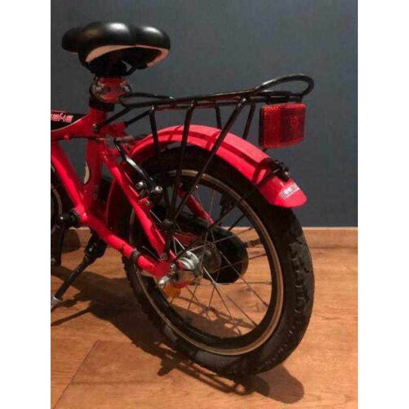 Rode Batavus kinderfiets 16 inch