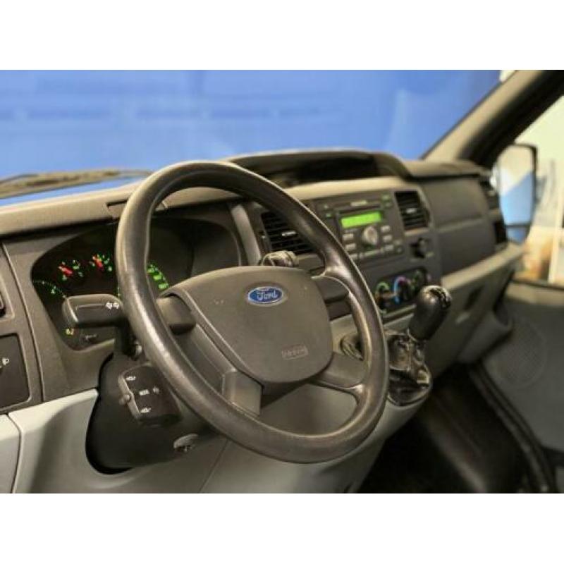Ford Transit 2.2 Rolstoelbus Rolstoelzitplaats Lift 4 pers.