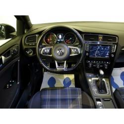 Volkswagen Golf 1.4 TSI GTE HYBRID DSG7, Panodak, Led Xenon,