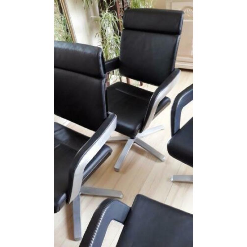 Burostoelen 4 Konig Neurath Charta Lux.
