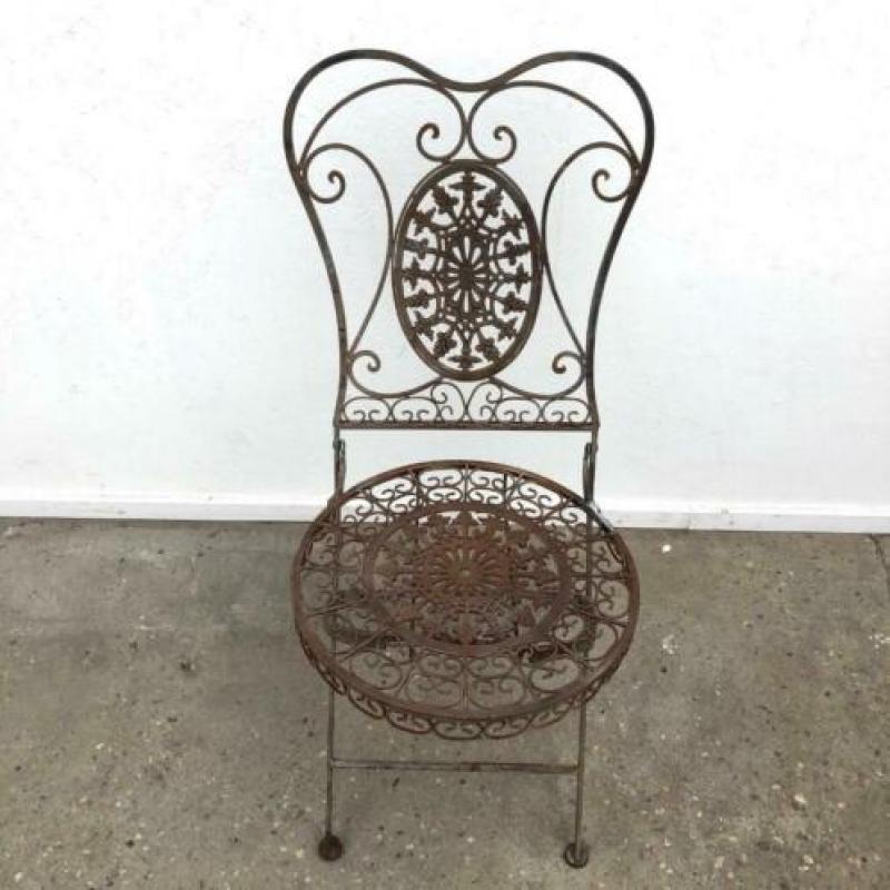 Smeedijzeren brocante tuinset; tafel + 2 stoelen, vintage