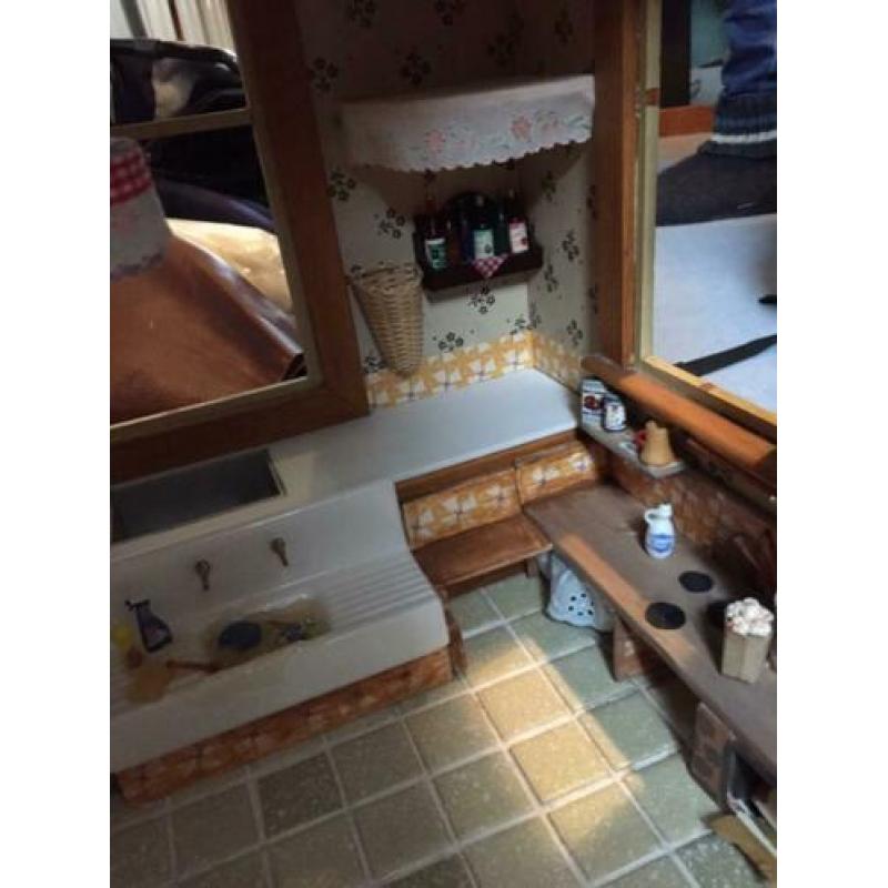Poppenhuis vintage prachtig poppenhuis