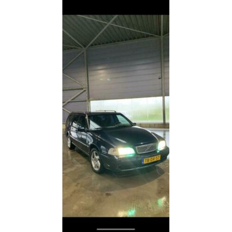 Volvo V70 2.5 1998 Blauw nette auto