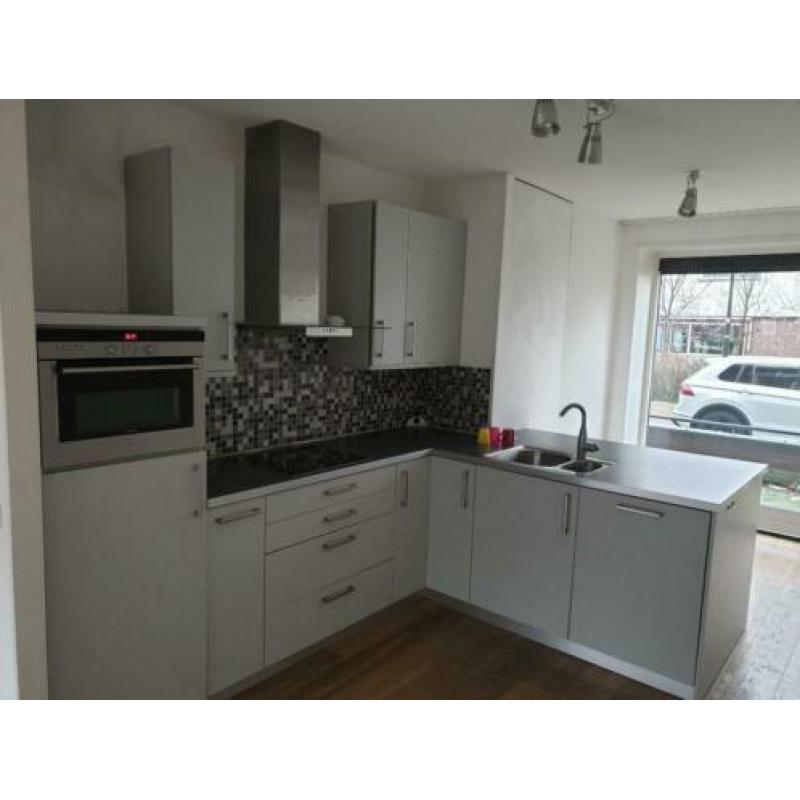 Complete keuken met Siemens apparaten