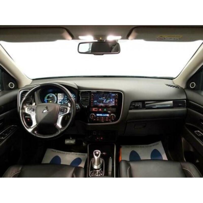 Mitsubishi Outlander 2.0 PHEV INSTYLE Limited Plus 4WD Aut,