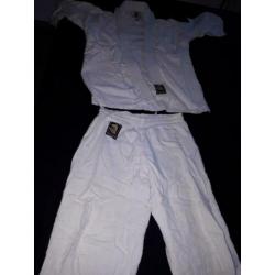 matsuru judopak maat 120 en maat 130