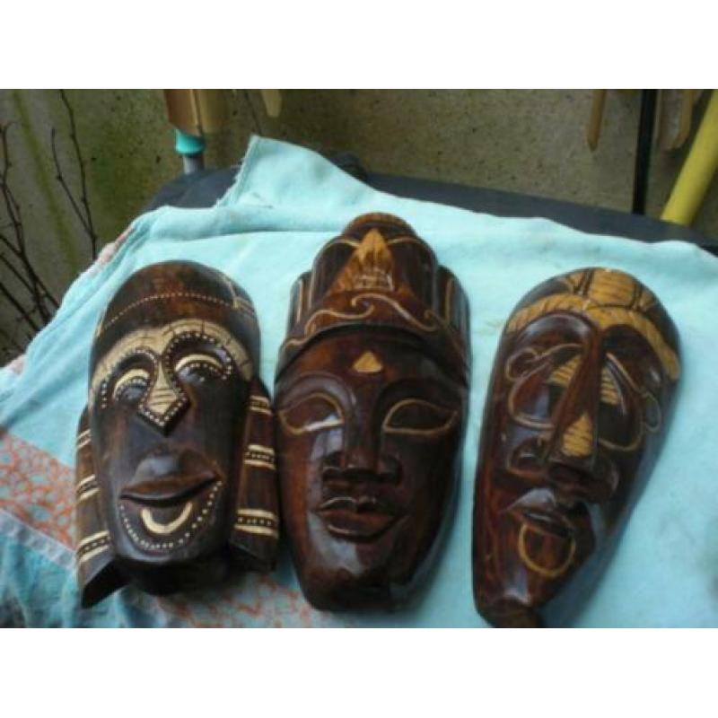 Masker-8 x Hout- Kopje- Houtgesneden'-Jachtschild met pijle