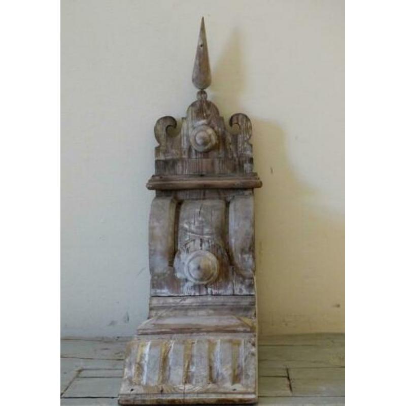 18e eeuws houten ornament